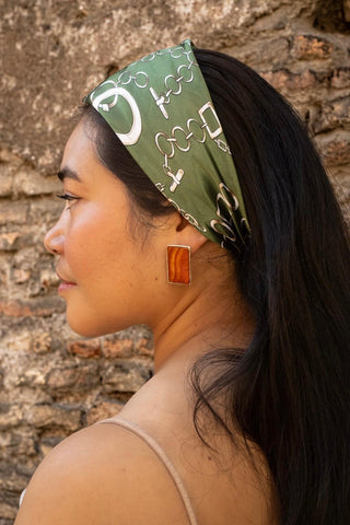 Jewellery That Tells a Story: Why We Wear What We Wear